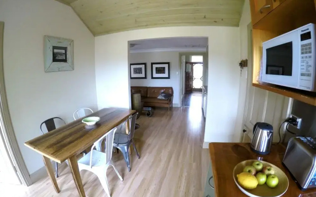 Holiday Home Merri Retreat