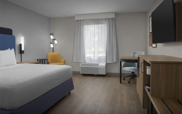 Hampton Inn Lenoir City