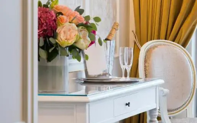 Hotel Saint Petersbourg Opera