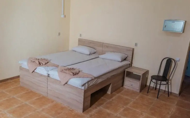 Hotel "Garmoniya-M"
