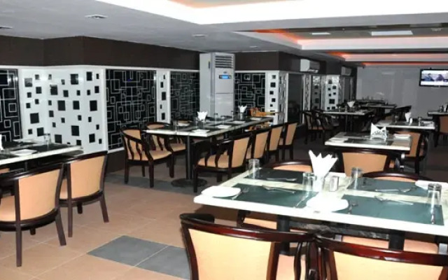 Emerald Hotel