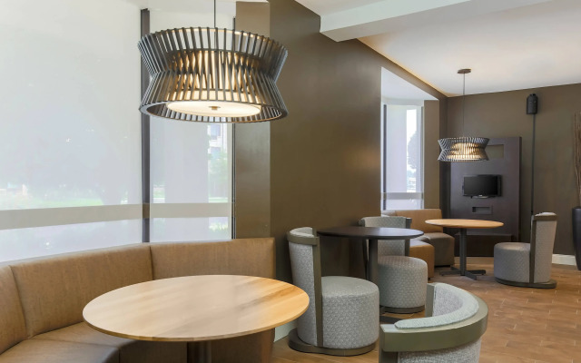 Courtyard by Marriott Monroe Airport
