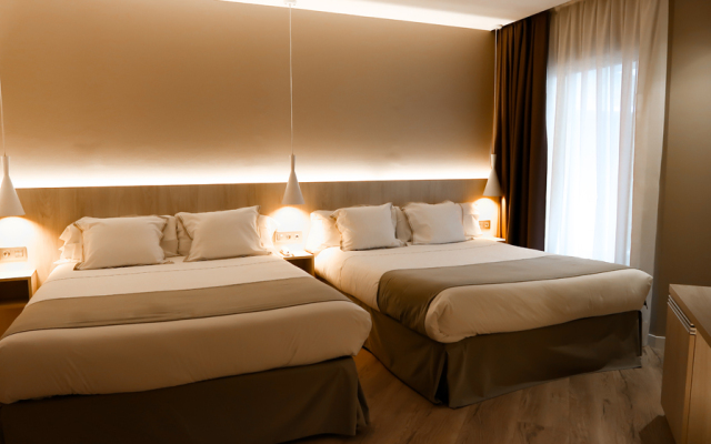 Hotel Bernat II