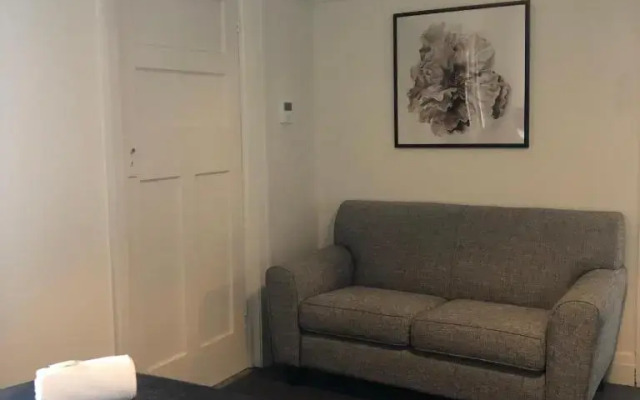 The Berry Hotel