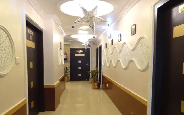 Hotel Nesh Inn