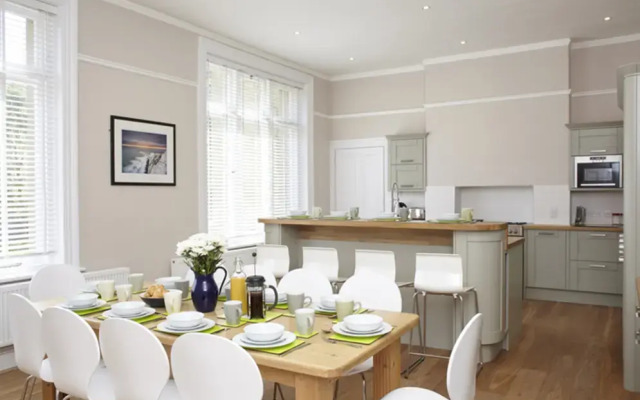 Hermitage Country House - Guest House