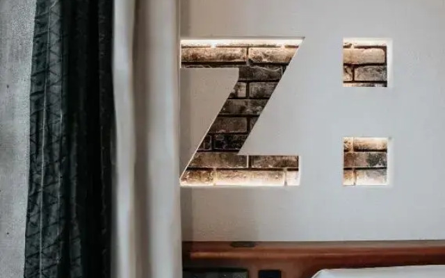 ZHotel The Somekh Building