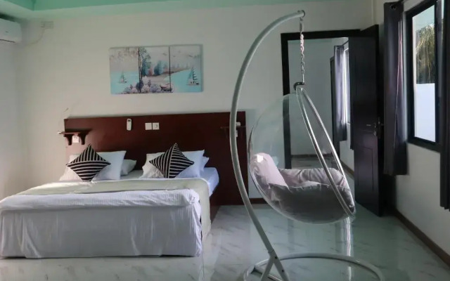 Clouds Beach Retreat Laamu
