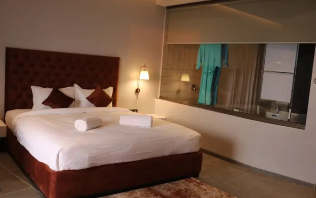 Sea Horizon Resort