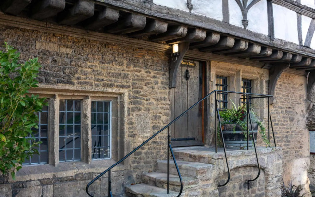 The George Inn