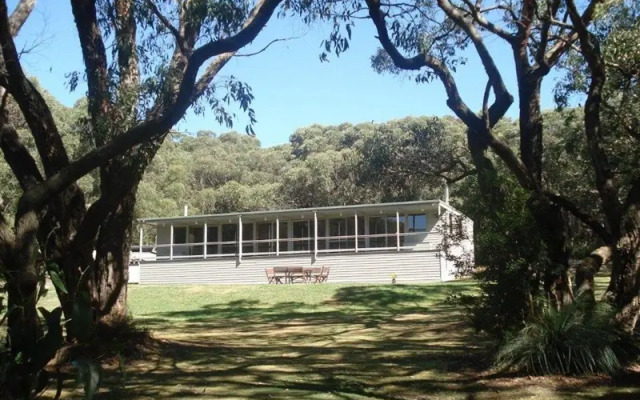 Lalor Lodge