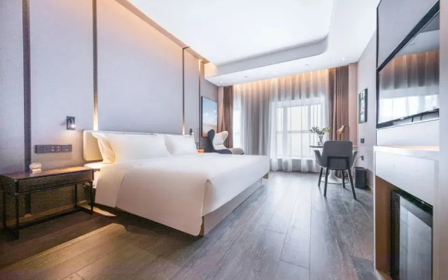 Atour Hotel Guangzhou South High-speed Railway Station