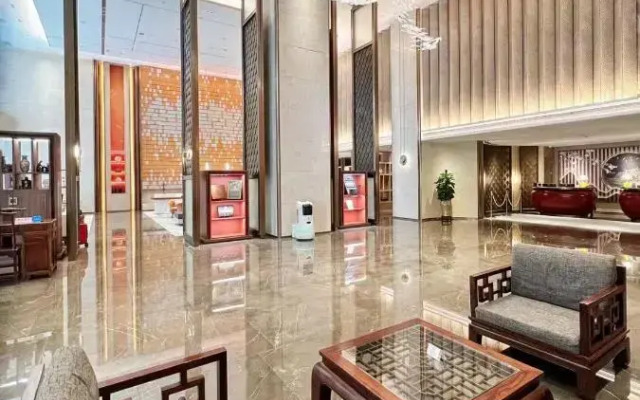 Landmark International Hotel