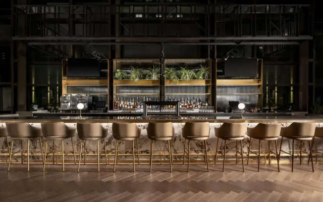 Le Centre Sheraton Montreal Hotel