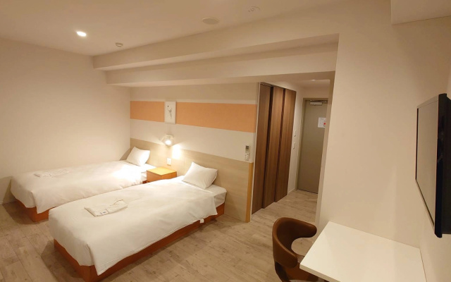 Universal (no Window) Twin room (트윈 침대 2개) 사진 2