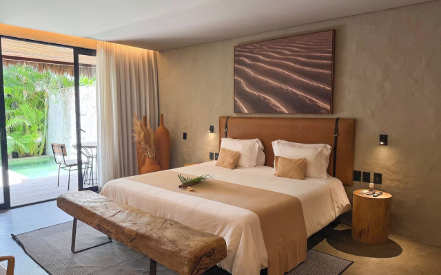Makena Hotel
