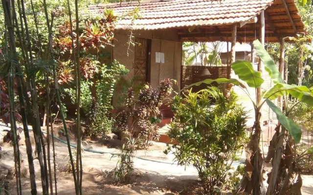 Sevas Huts And Cabanas