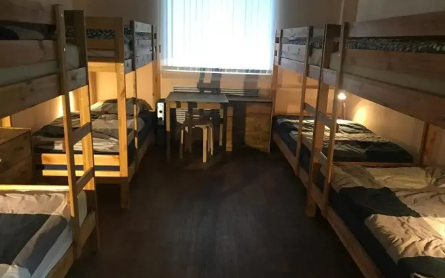 Lodging houses 100 Druzej