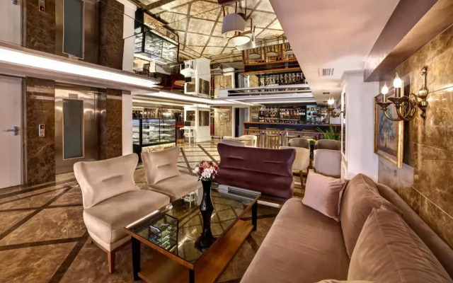 Skalion Hotel