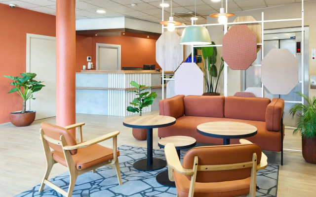 B&B HOTEL Paris Porte de la Villette