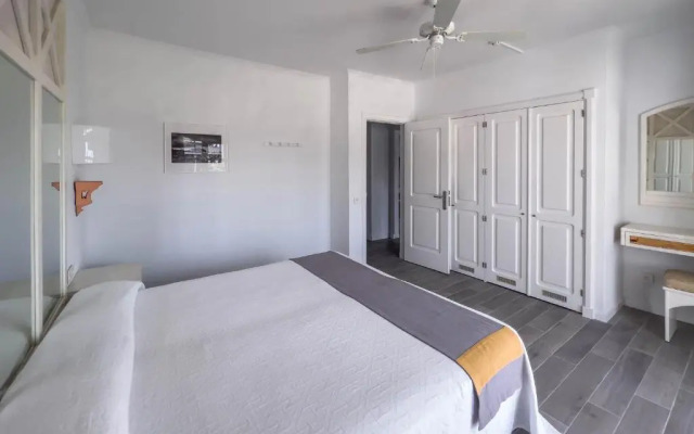 Apartamentos Parque del Sol