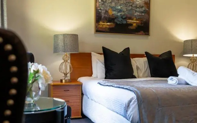 The Grand Oaks Resort