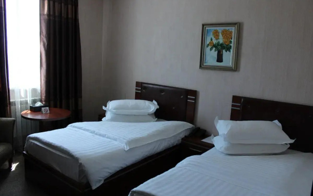 Zarafshan Grand Hotel