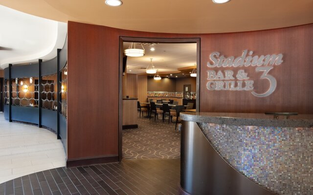 DoubleTree by Hilton Hotel Cleveland Downtown - Lakeside