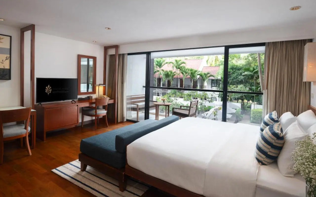 Woodlands Suites Serviced Residences