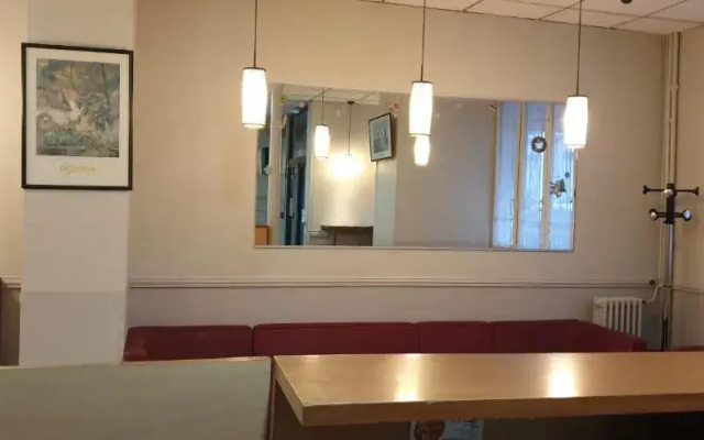 Pax Hotel