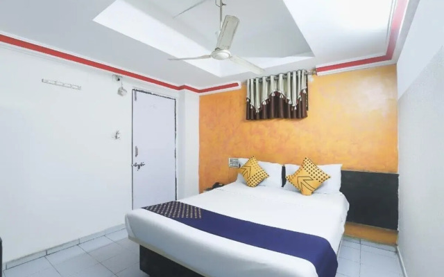 Hotel Ashish