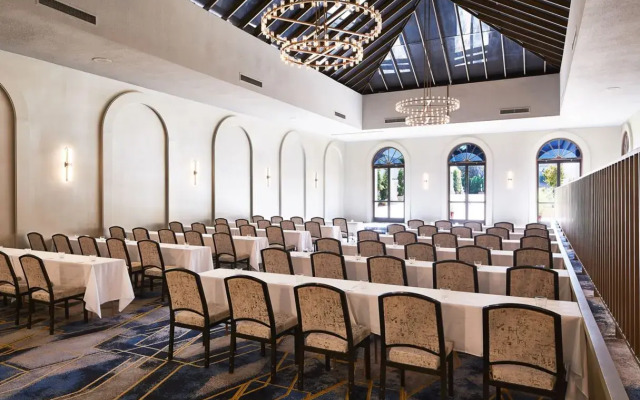 Hotel Dena, Pasadena Los Angeles, a Tribute Portfolio Hotel