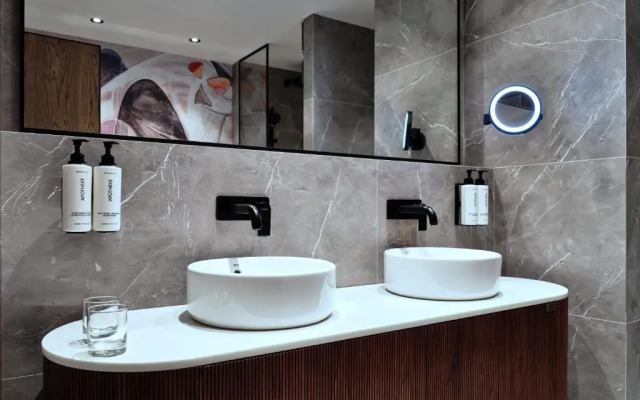 Crowne Plaza Sofia by IHG