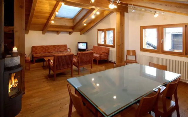Haus Genepy