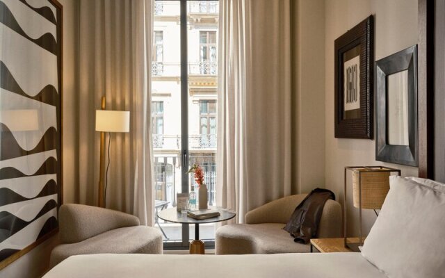 Pulitzer Hotel