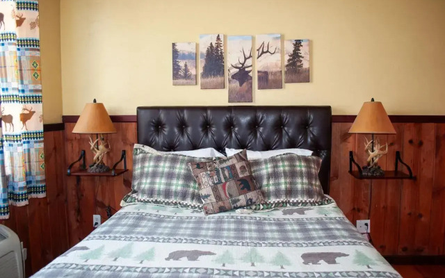 Sequoia Riverfront Cabins