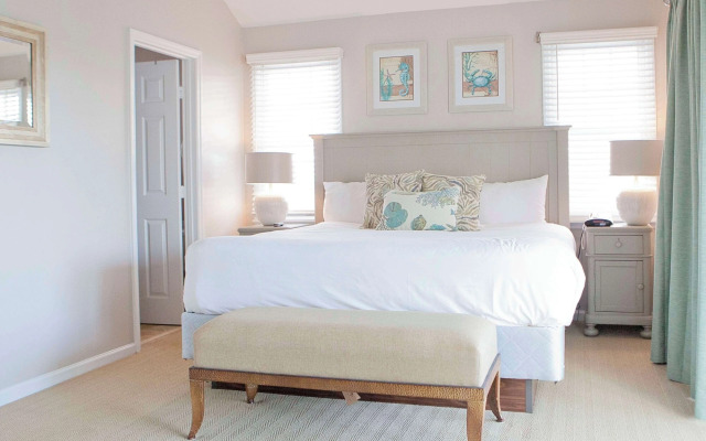 Hawks Cay Resort