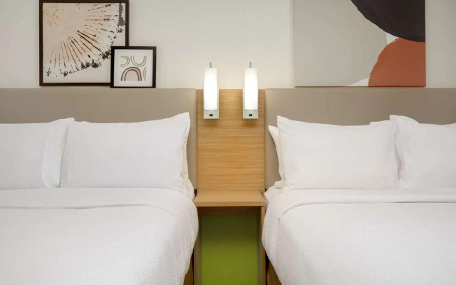 Spark by Hilton Brockville