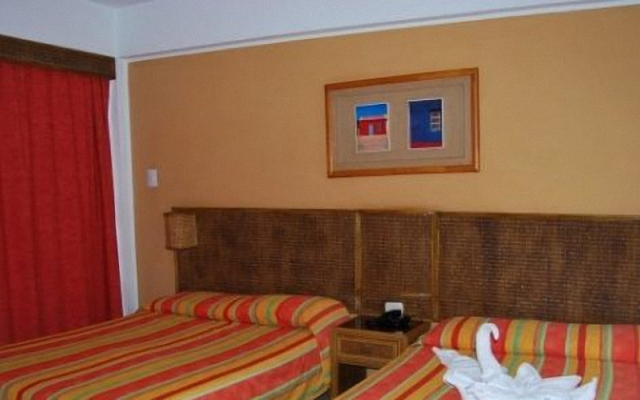 Le Flamboyant Hotel