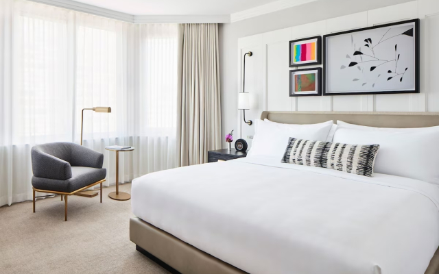 Отель The Luxury Manhattan Midtown