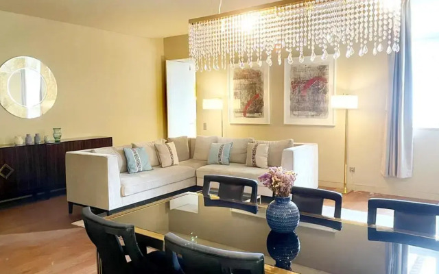 Lisbon Finestay 8 Building