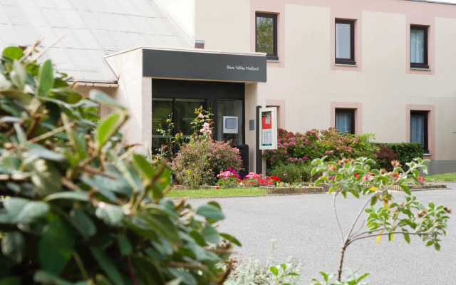 B&B Hotel Blois Nord Vallée Maillard