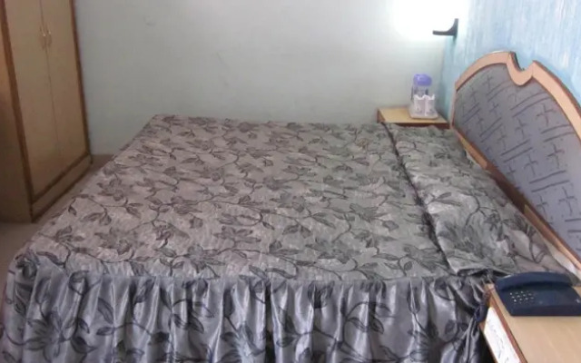 Hotel Saurab