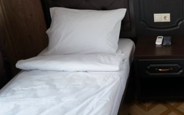 Elizaveta Hotel