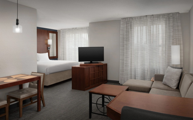 Residence Inn by Marriott Greensboro Airport