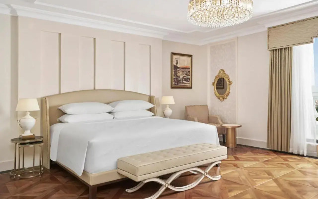 Four Points by Sheraton Lang Son