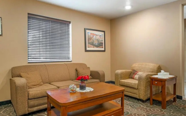 Red Roof Inn Charlestown