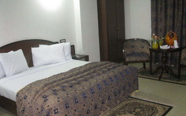 Hotel Sarawan Karachi