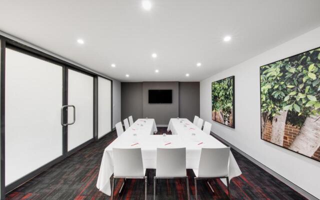 Mercure Sydney Blacktown