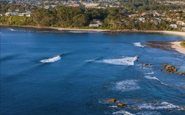 Mollymook Ocean View Motel - Welcoming Guests 18 Years and Older